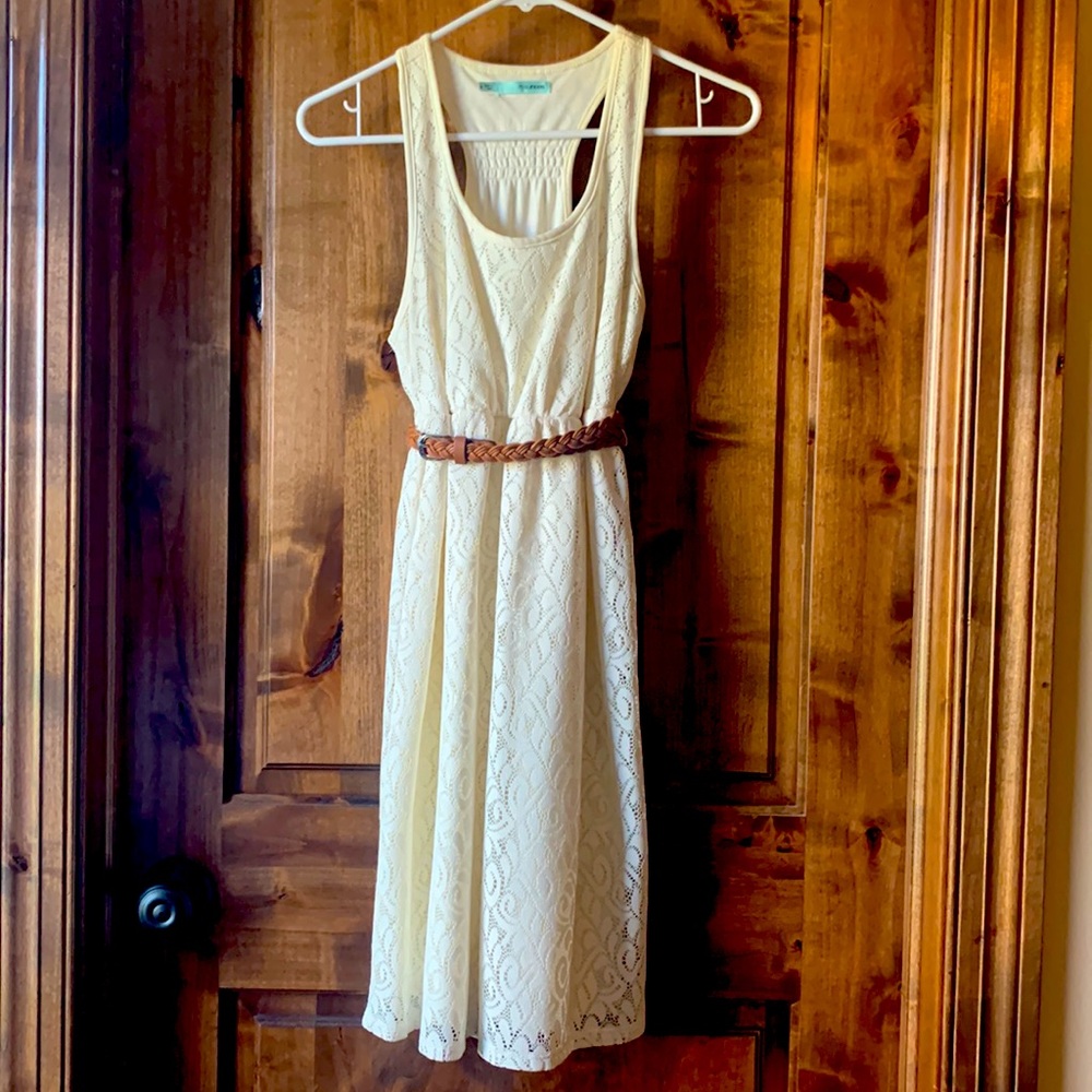 White lace dress